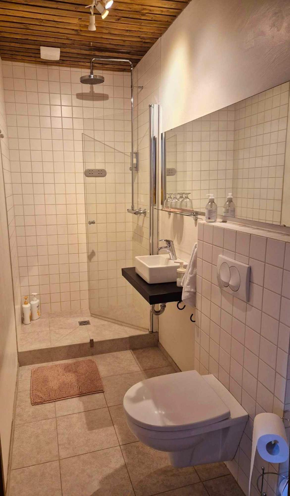 Beautiful Guestroom To Rent With A Mountain View Laugarvatn Ngoại thất bức ảnh